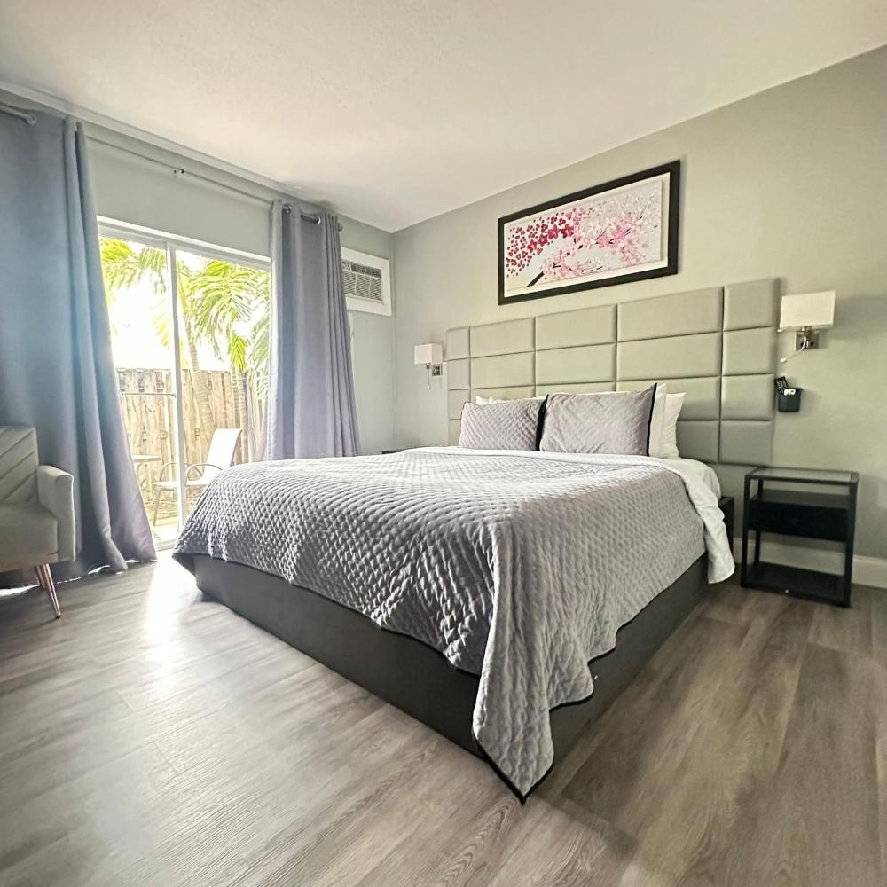 Two-Bedroom Suite with Pool View interior